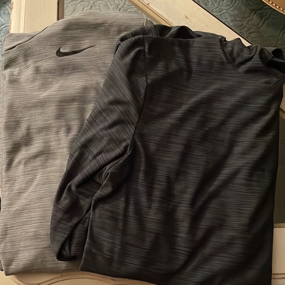 Nike Hooded Long Sleeve Dri-Fit BUNDLE!!
